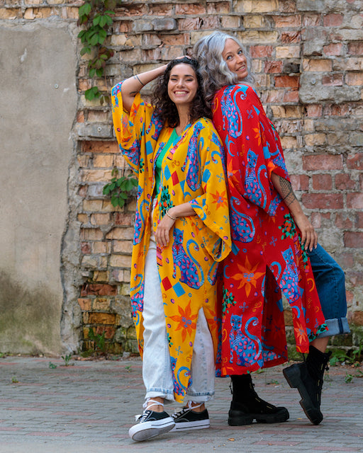 Kimono in Silk "Red Cats"
