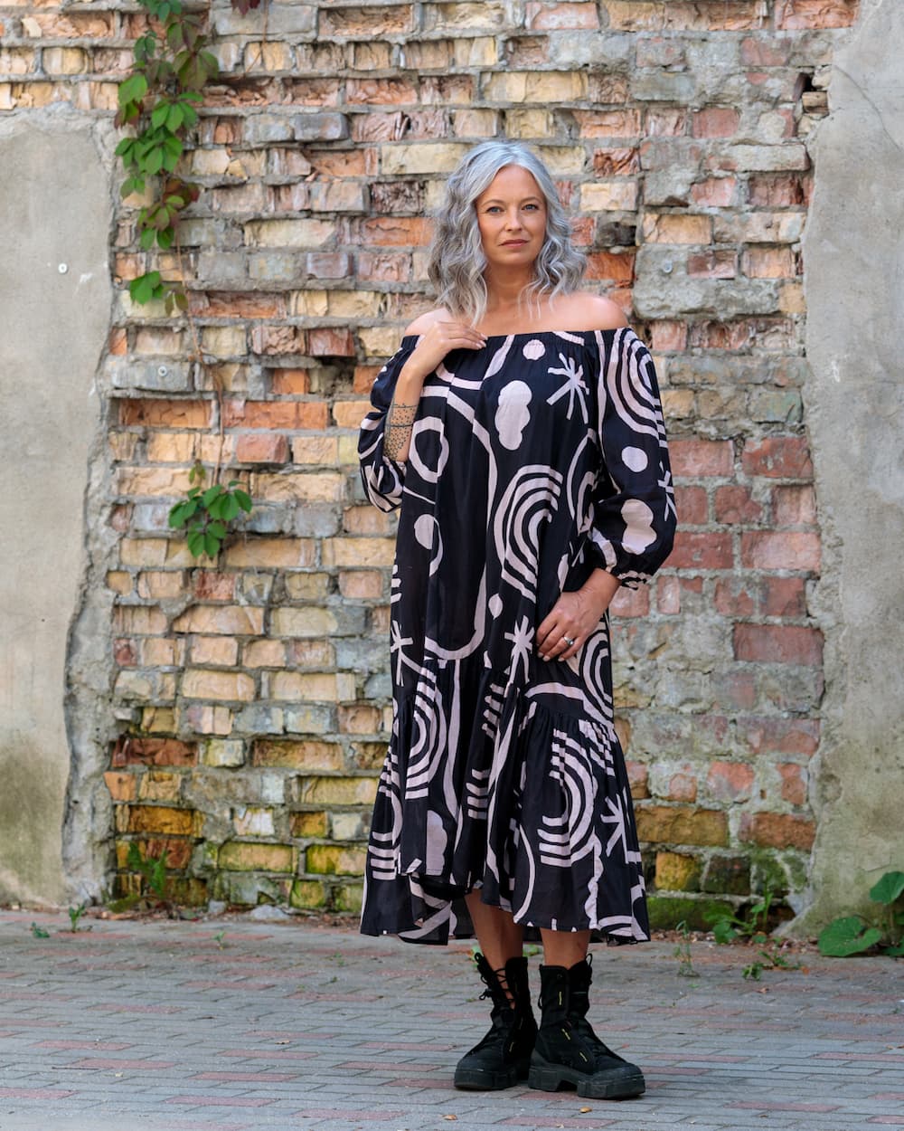 Midi Dress in Cotton "Black with Abstract Stripes"