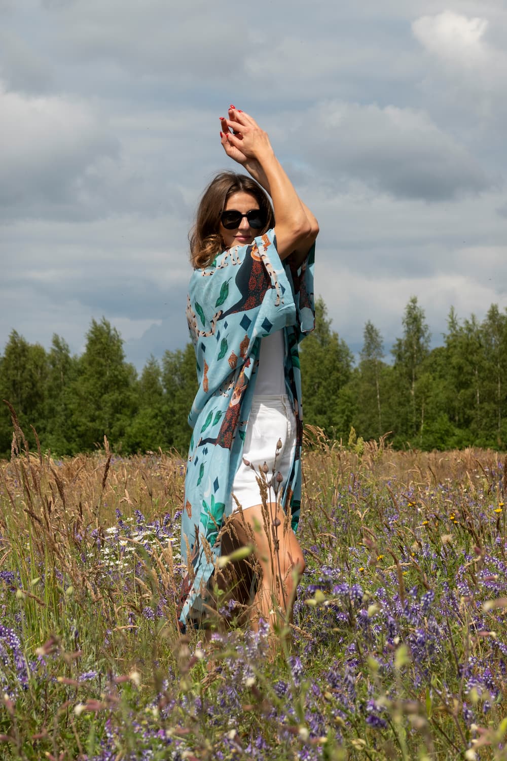 Kimono in Silk "Pale Blue Bedouin Moon" with belt