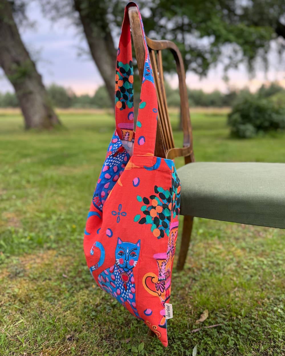 City Tote in Cotton Duck "Red Cats"