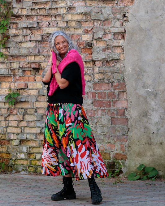 Skirt in Cotton "Bright on Black"