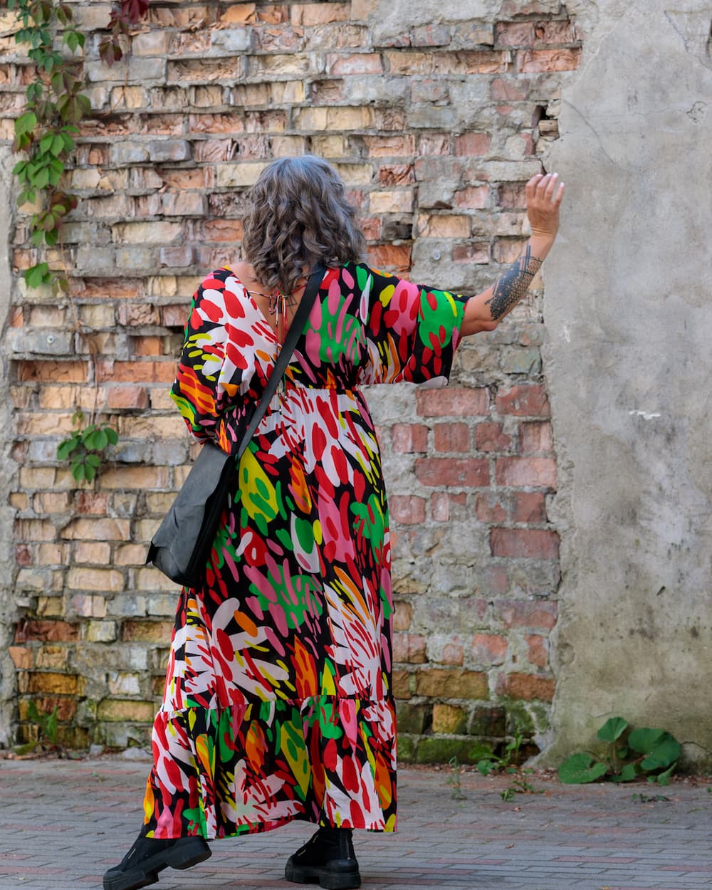 Long Dress in Silk "Bright on Black"