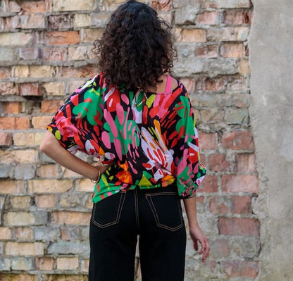 Top in Cotton "Bright on Black"